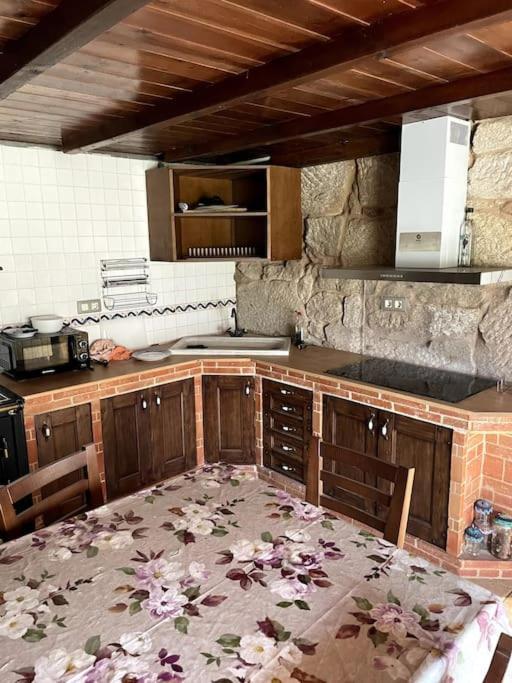 Вилла Casa Vella Vilaboa Экстерьер фото